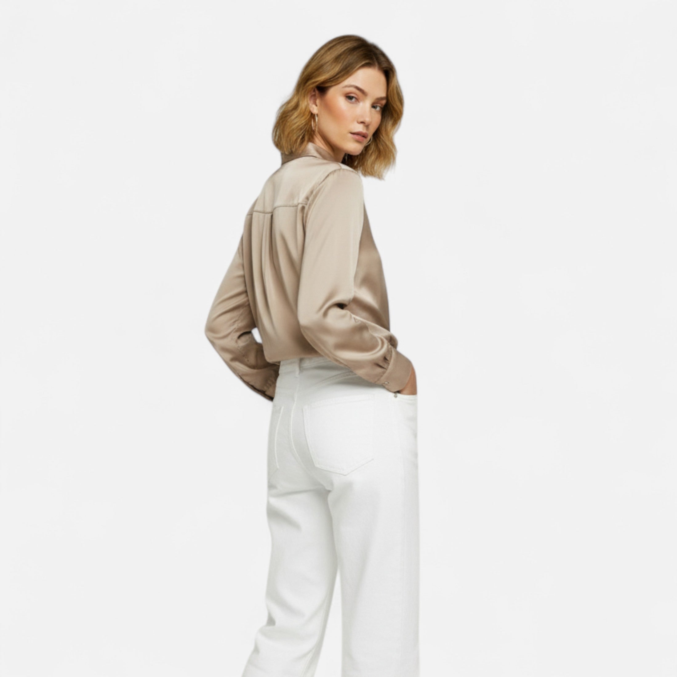 Chemise Femme Col Classique Élégance Intemporelle