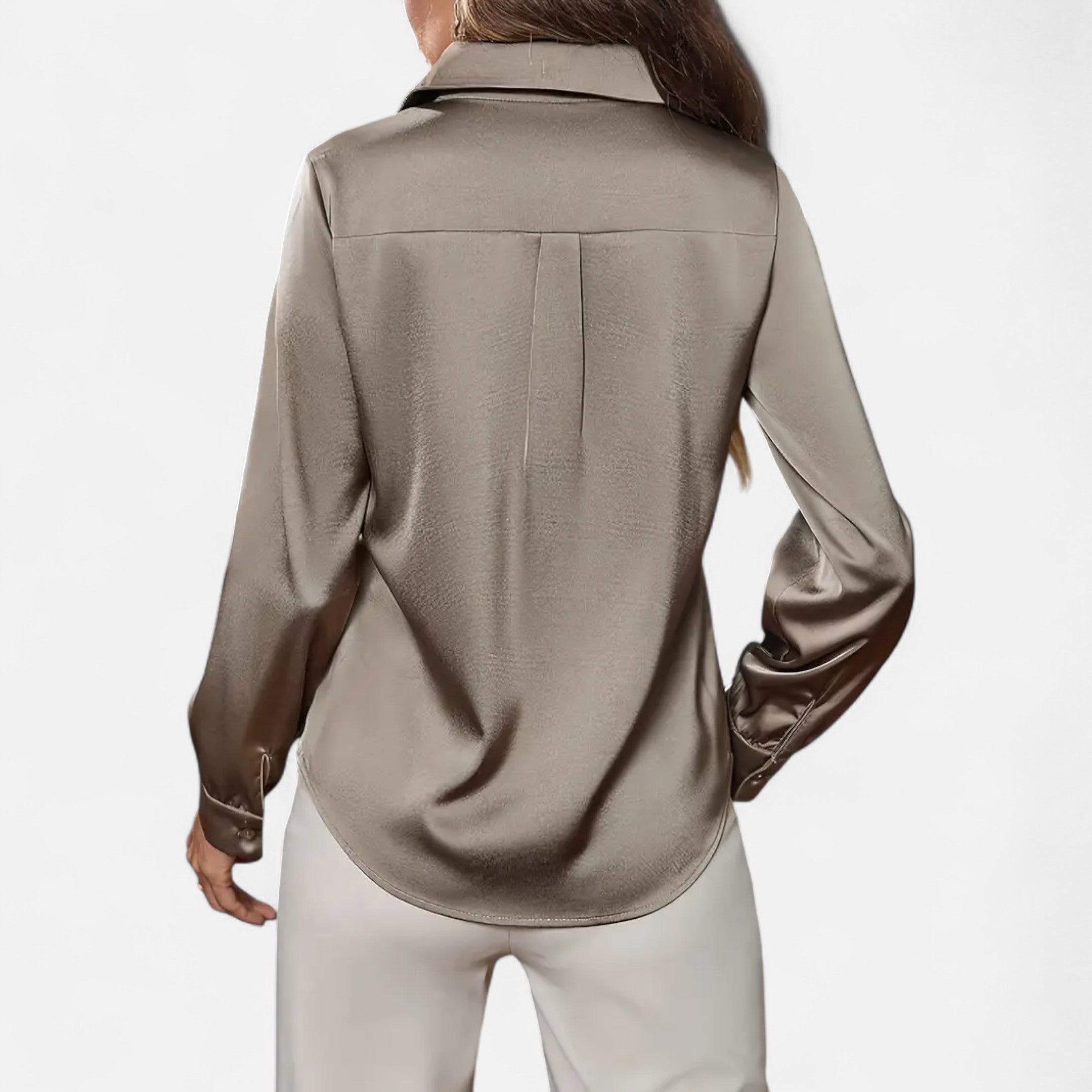 Chemise Femme Col Classique Élégance Intemporelle